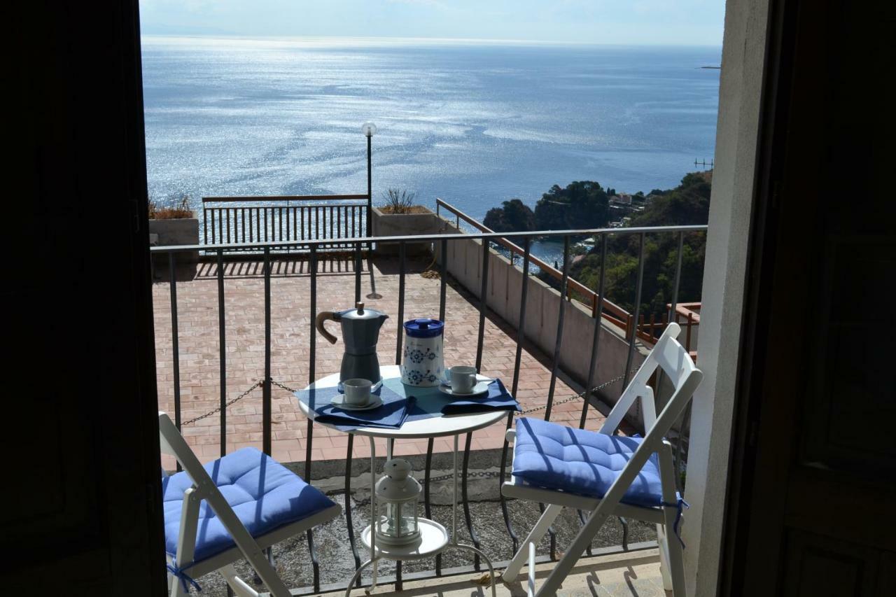 Charming Place 2 Taormina Bagian luar foto